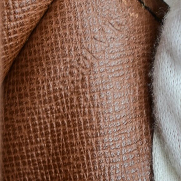 LOUIS VUITTON Saint Cloud GM Shoulder Bag Monogram Leather Brown - Picture 13 of 16